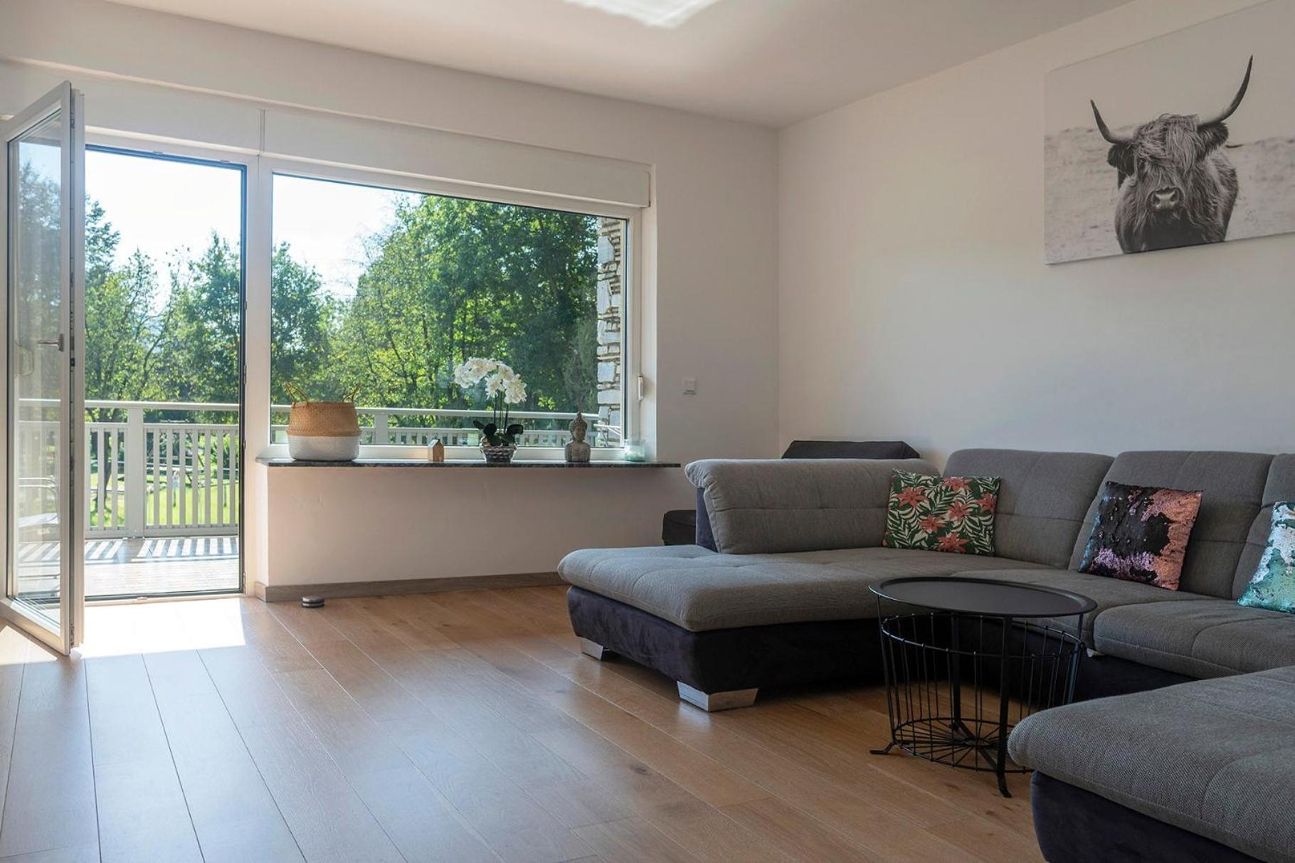 Apartment Mit Parkblick Gratkorn Bagian luar foto